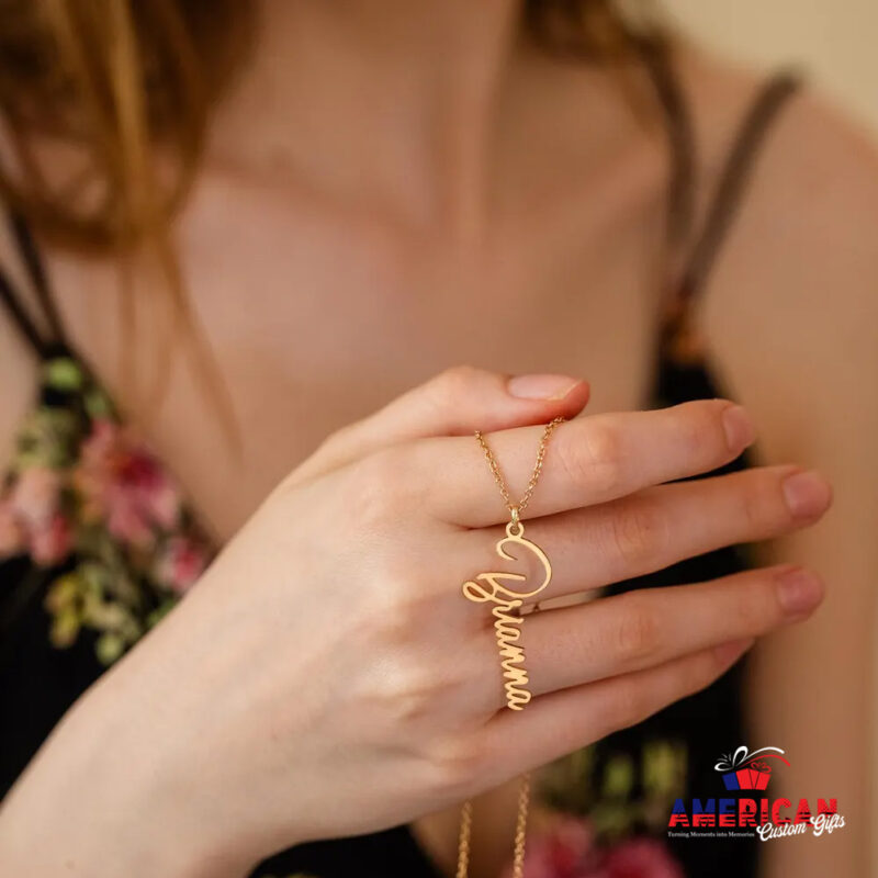 Personalized Vertical Name Necklace, Custom Gold Necklace with Name, Name Jewelry, Birthday Gift For Her, Necklace for Mom, Bridesmaid Gifts